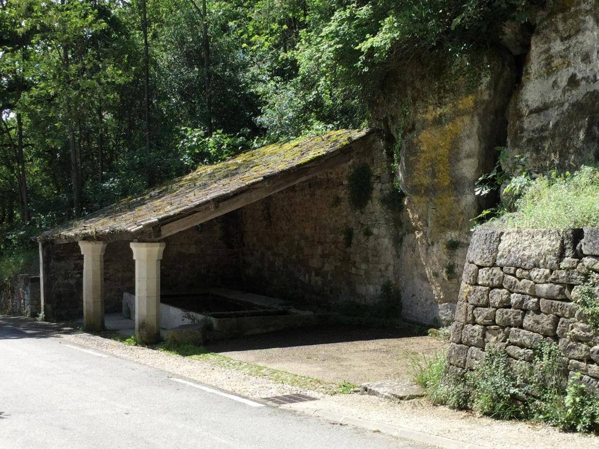 Les Cabanes De La Fontaine Lacoste  Eksteriør bilde