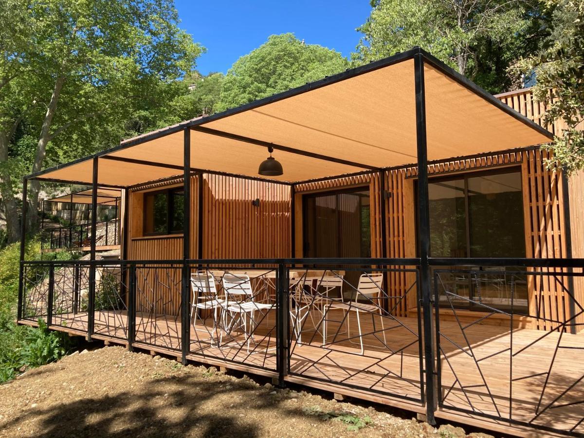 Les Cabanes De La Fontaine Lacoste  Eksteriør bilde