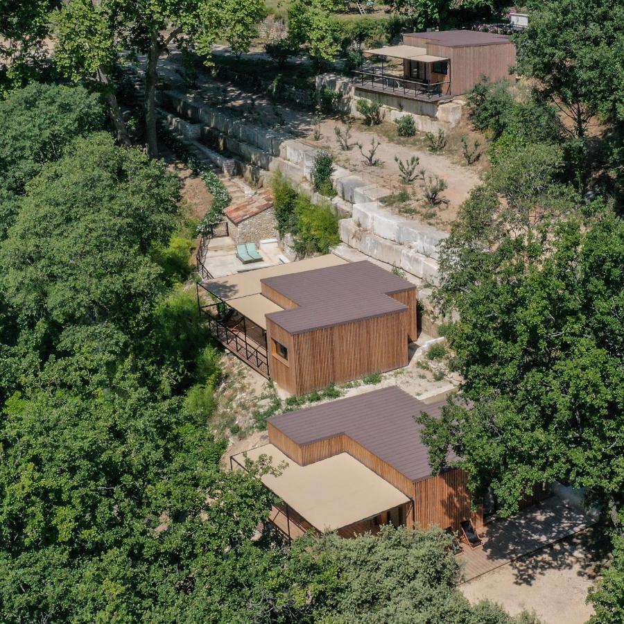 Les Cabanes De La Fontaine Lacoste  Eksteriør bilde